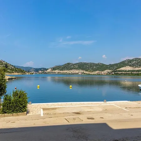 شقة Ema - With Sea View *