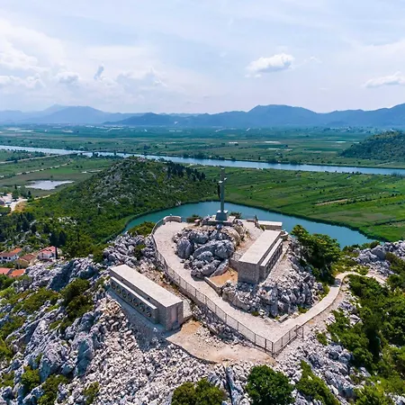 Ema - With Sea View Rogotin