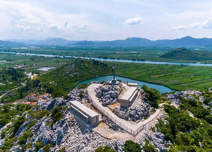 Ema - With Sea View Rogotin