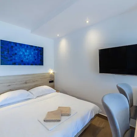 Ema - With Sea View *